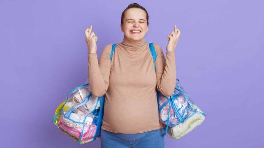 maternity-hospital-bag-checklist