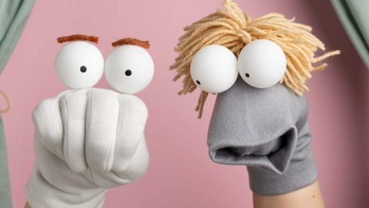 teaching-english-through-puppetry